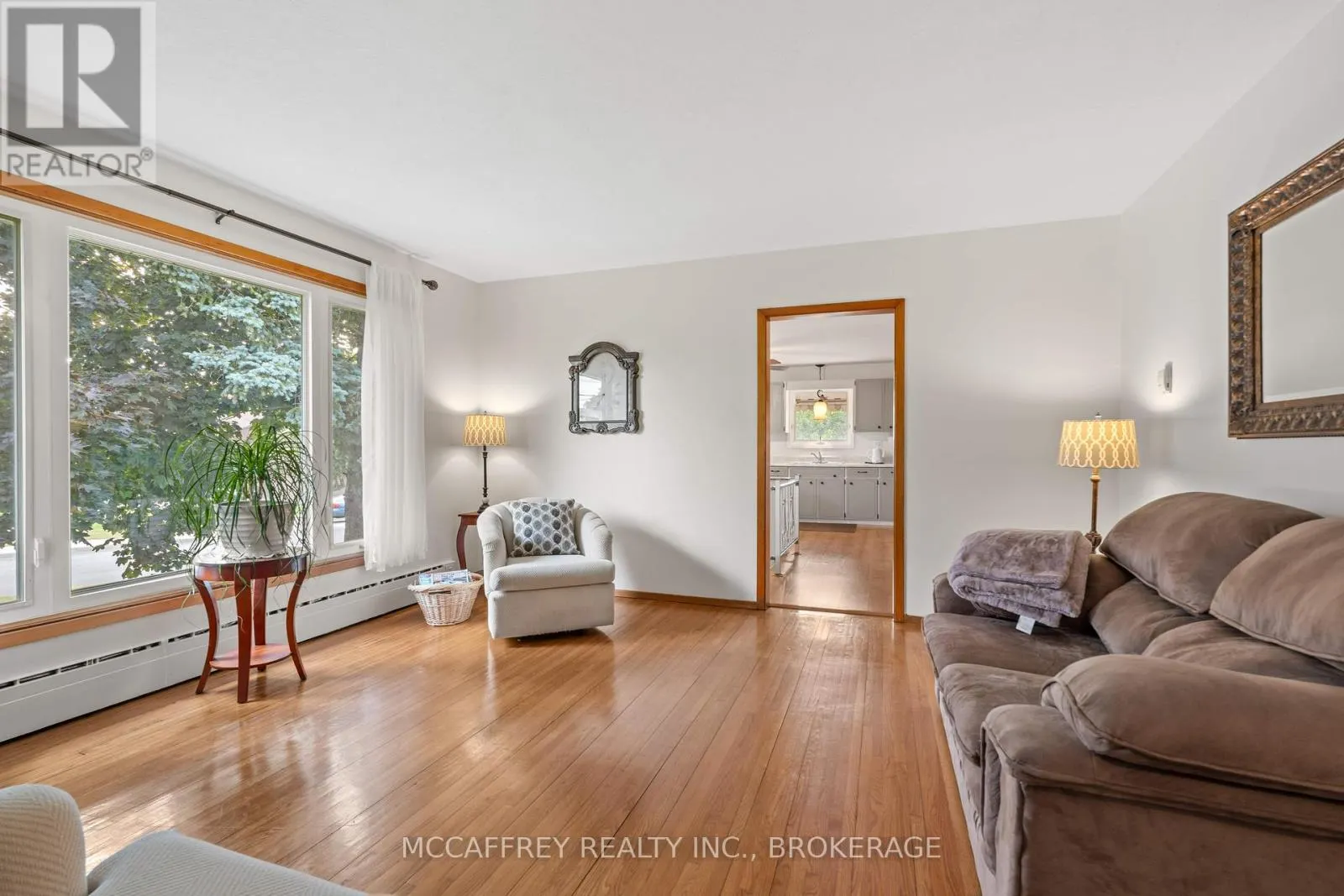 40 RICHARD STREET