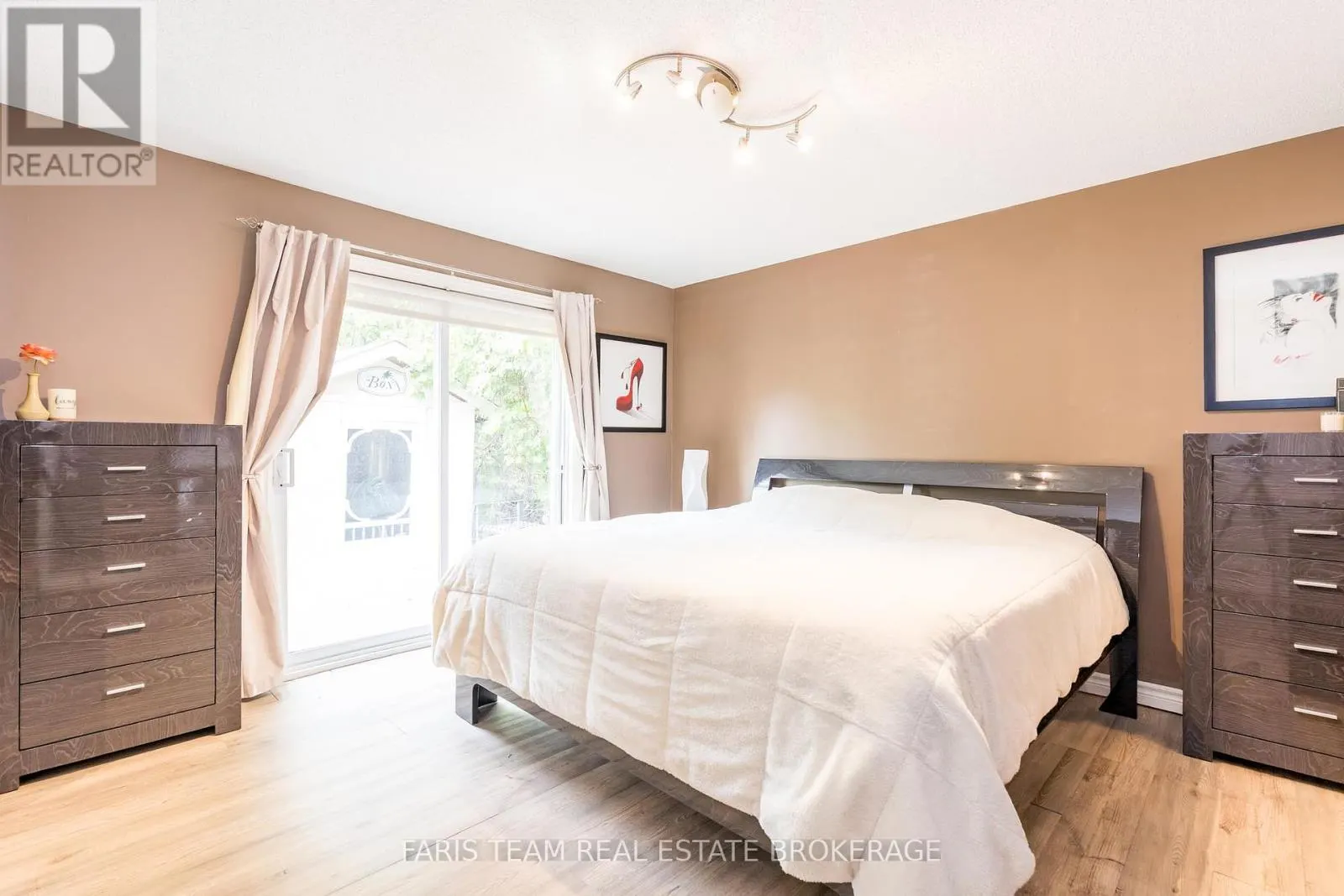 85 FULSOM CRESCENT
