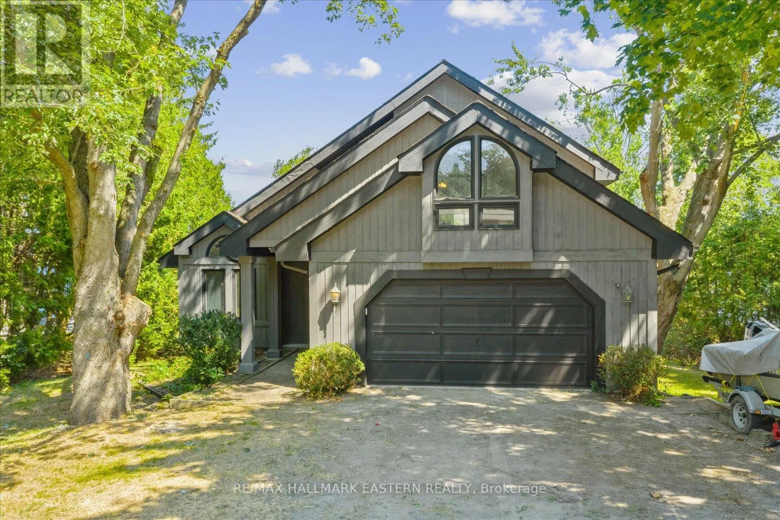 865 CHEMONGVIEW DRIVE