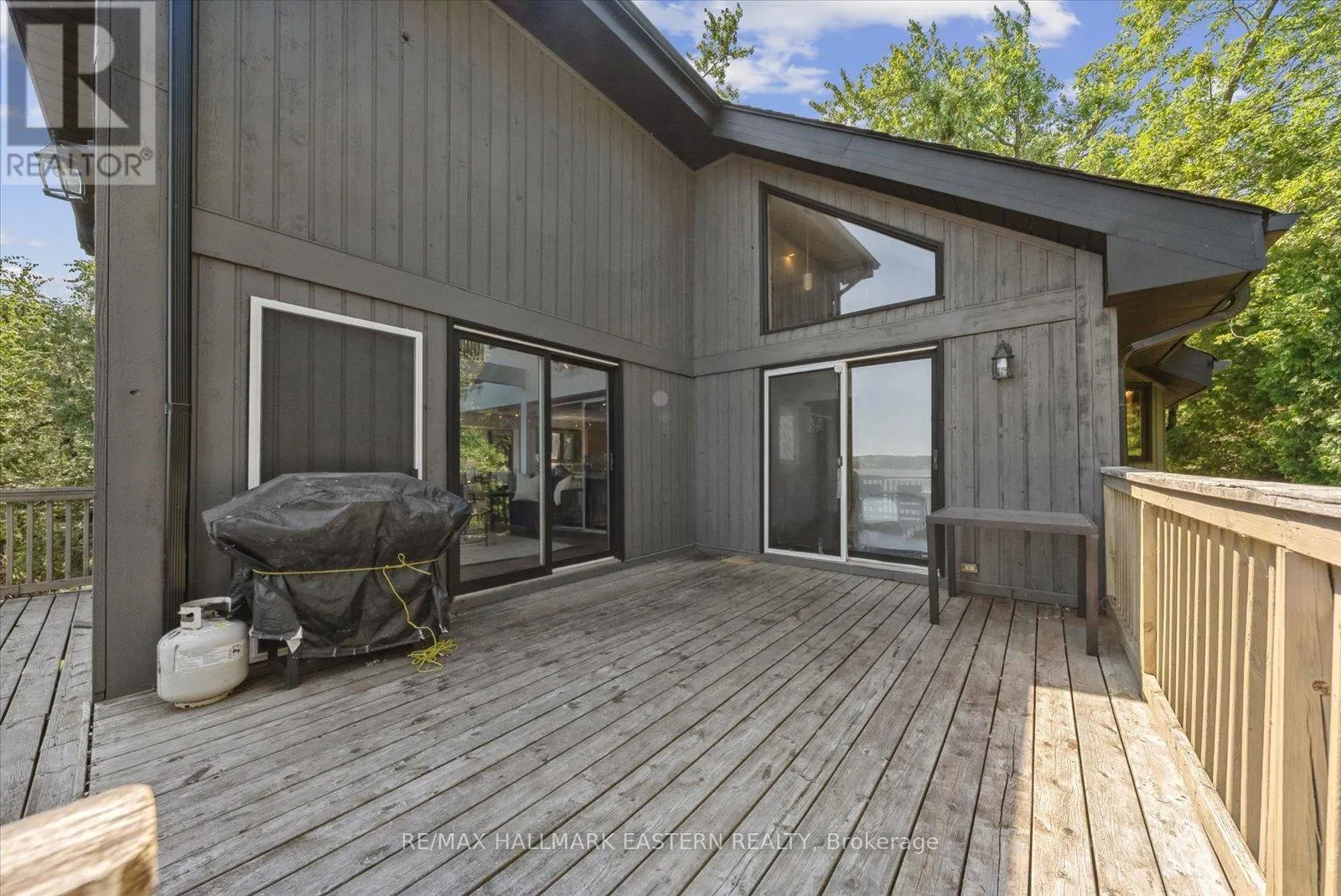 865 CHEMONGVIEW DRIVE