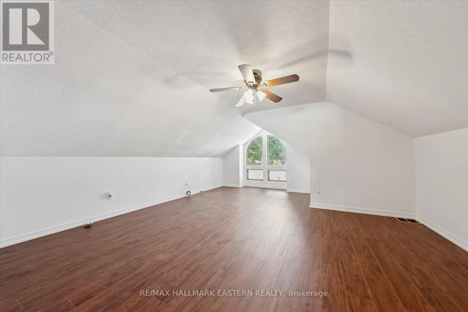 865 CHEMONGVIEW DRIVE