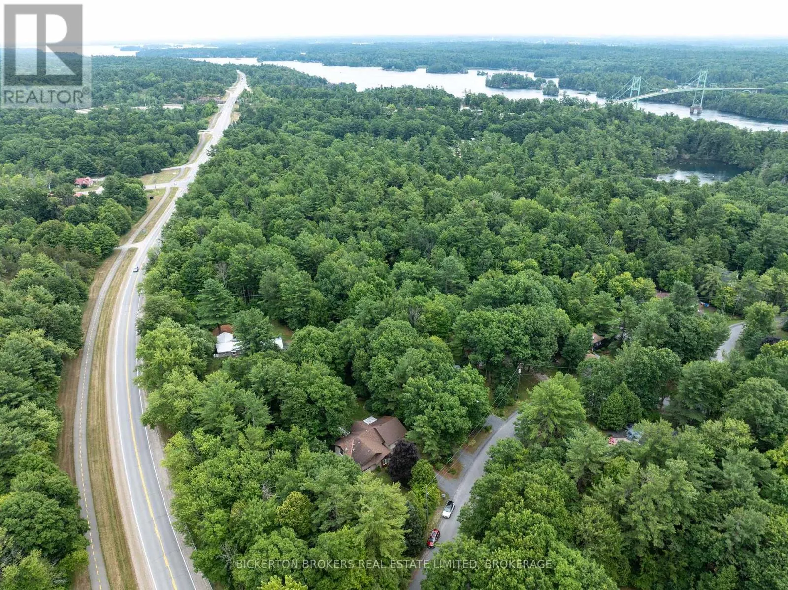 16 VILLAGE ESTATES ROAD S