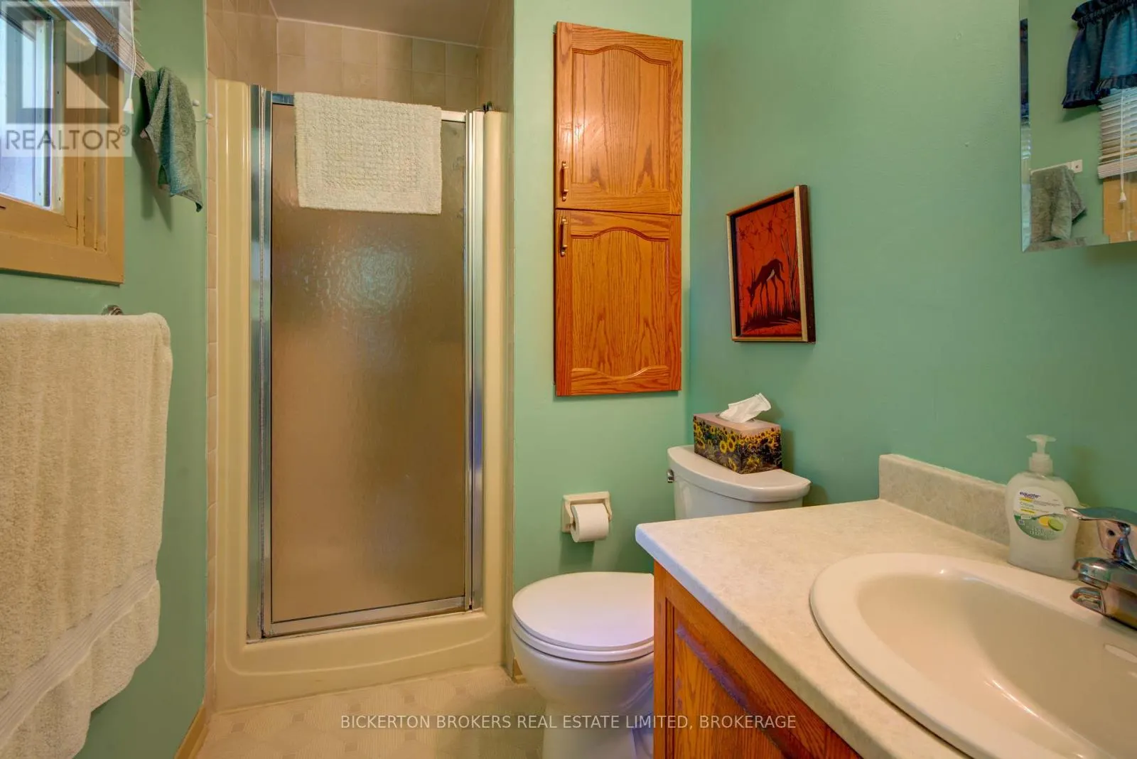 16 VILLAGE ESTATES ROAD S