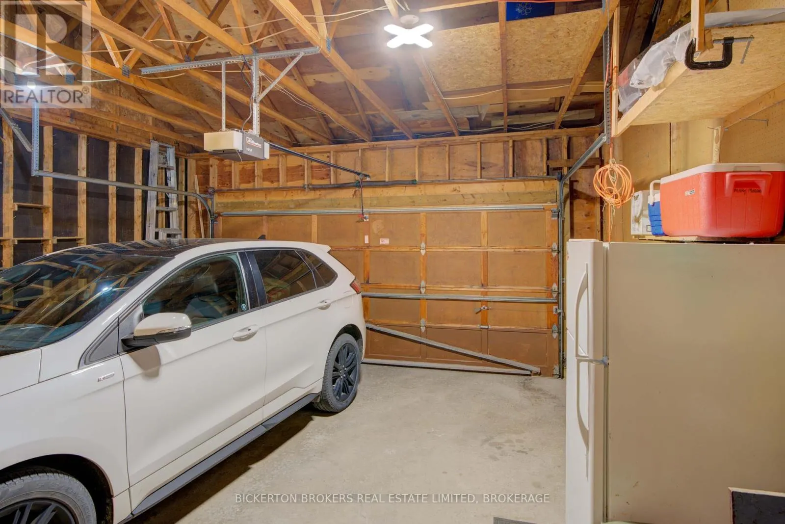 16 VILLAGE ESTATES ROAD S