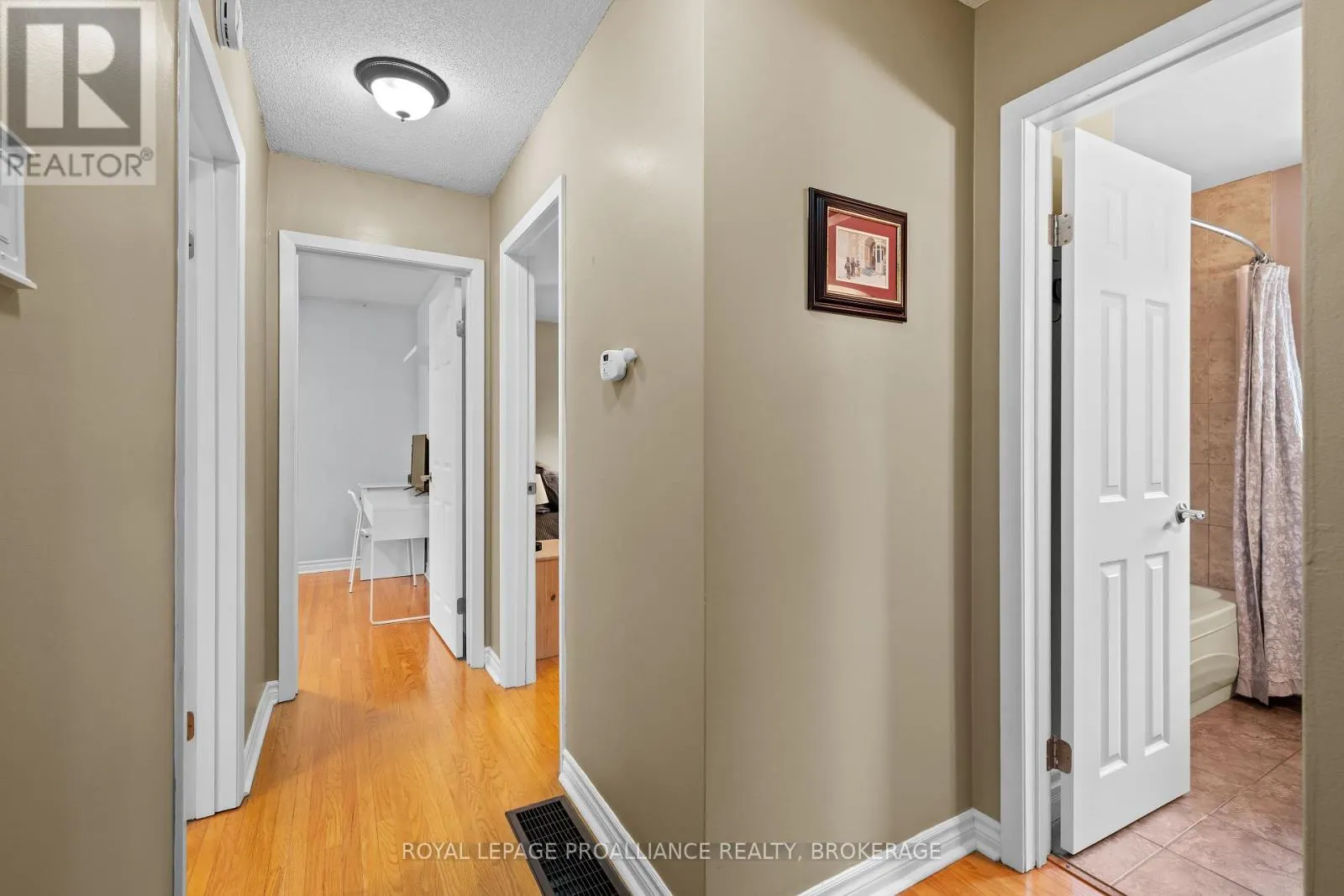 228 GLENGARRY ROAD
