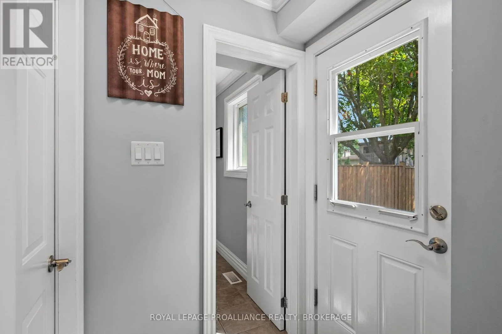 228 GLENGARRY ROAD