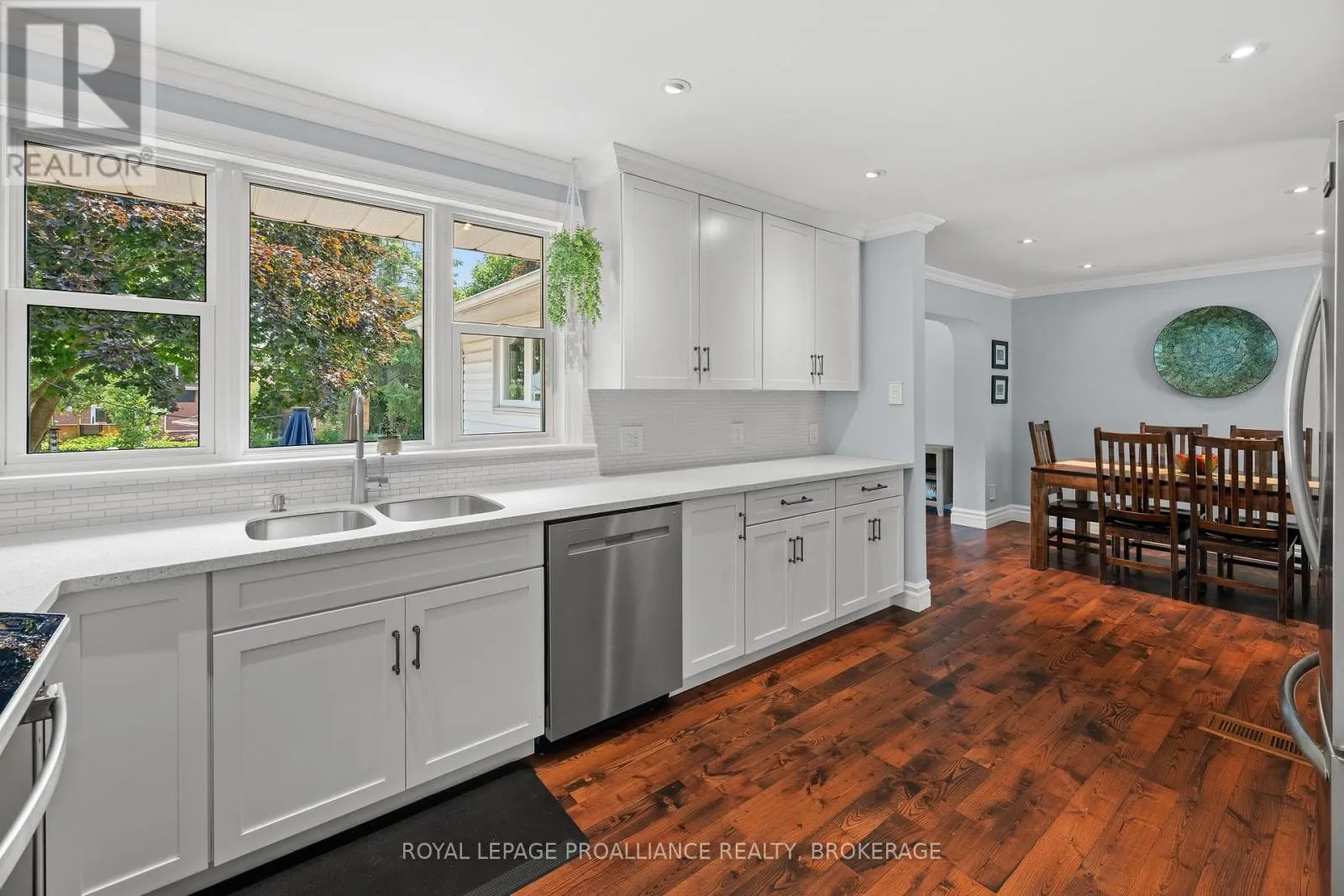 228 GLENGARRY ROAD