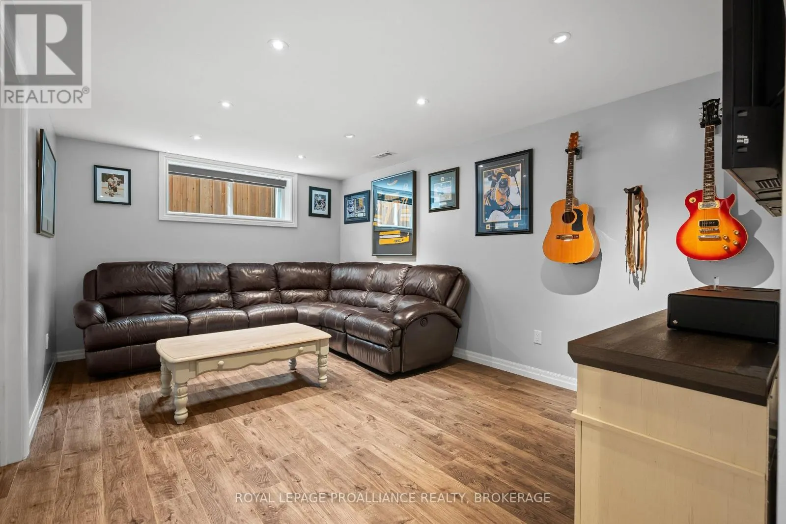 228 GLENGARRY ROAD
