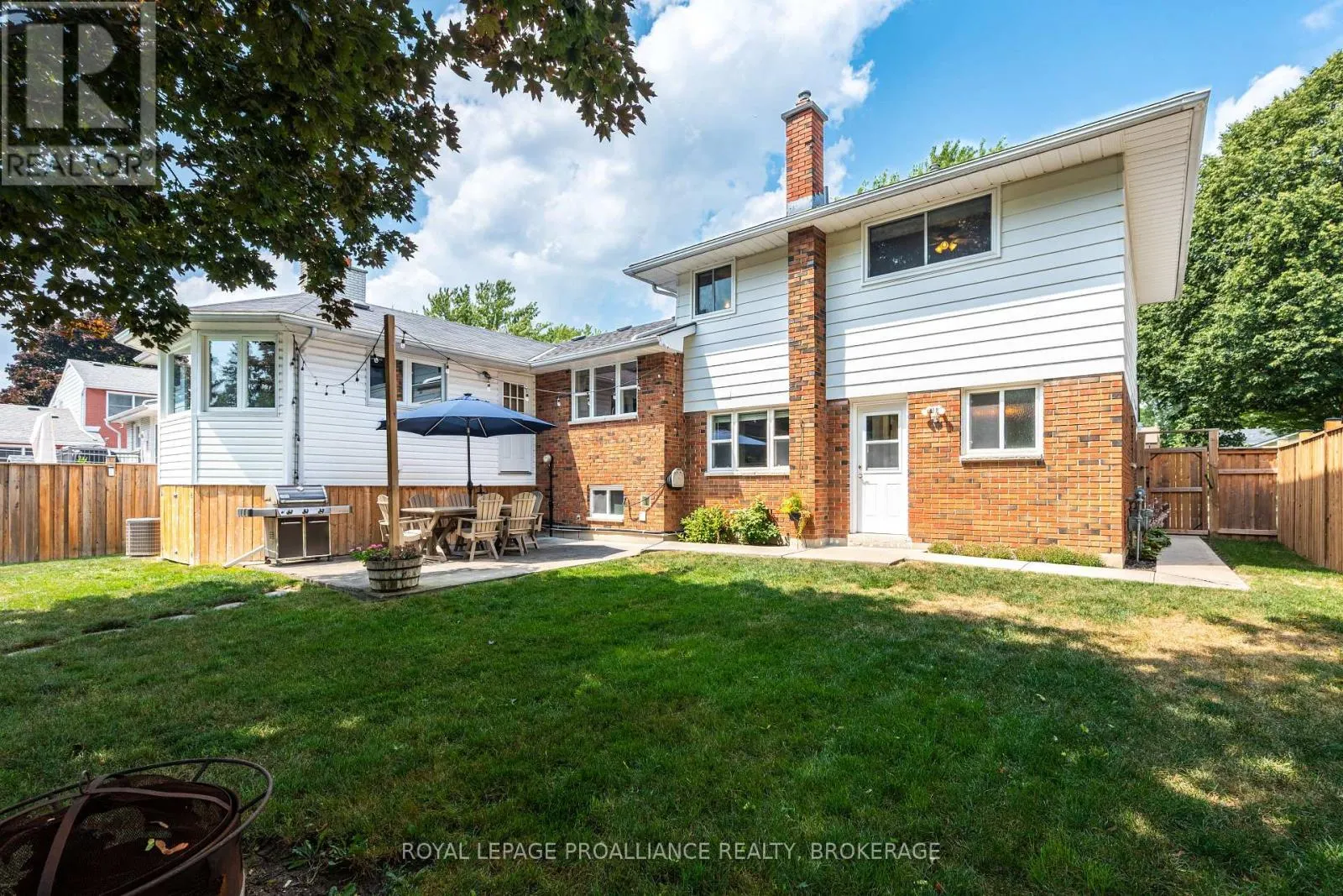 228 GLENGARRY ROAD
