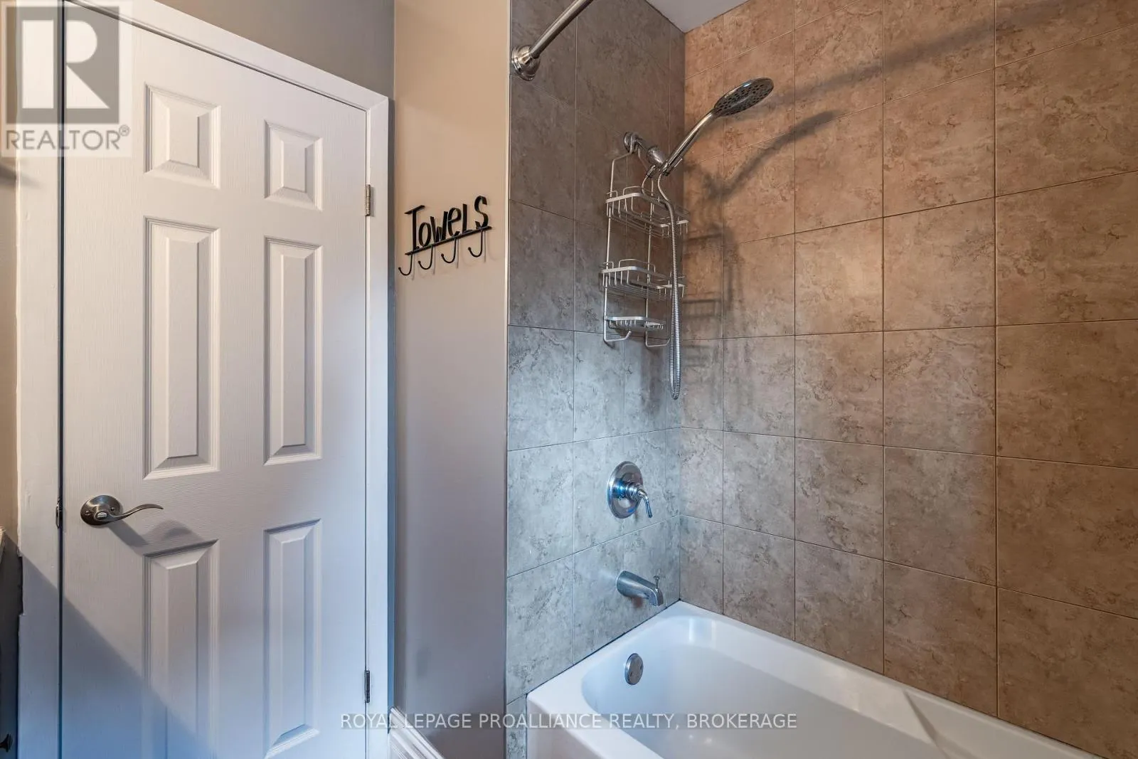 228 GLENGARRY ROAD