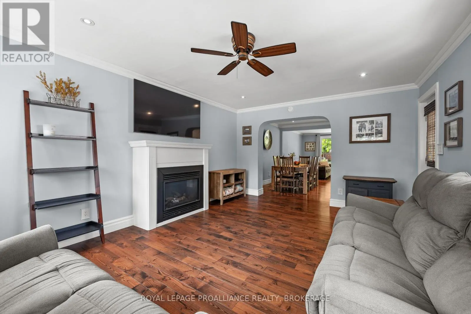 228 GLENGARRY ROAD