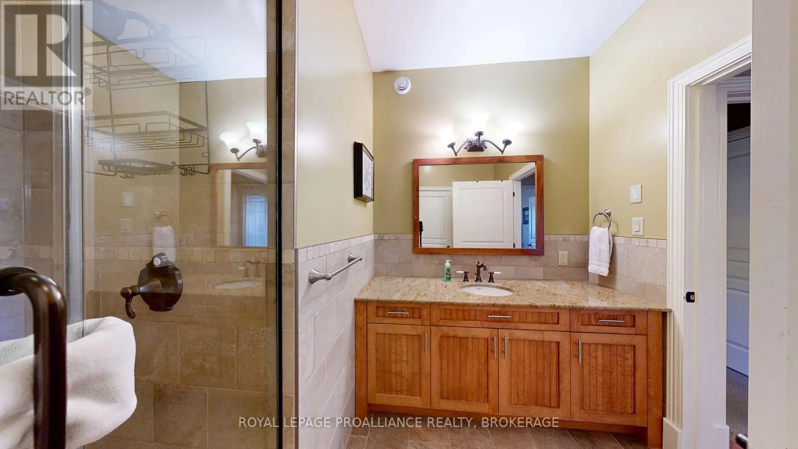 12-6 - 532 10TH CONCESSION ROAD, #12-6