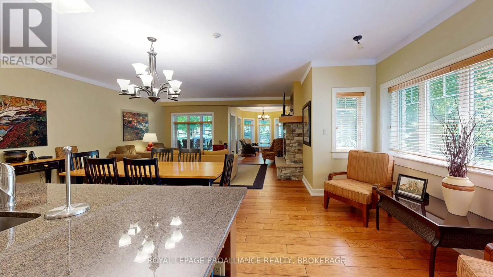 12-6 - 532 10TH CONCESSION ROAD, #12-6
