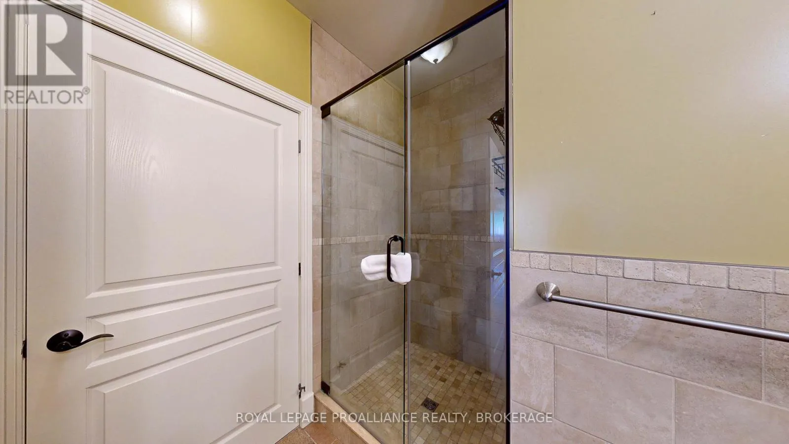 12-6 - 532 10TH CONCESSION ROAD, #12-6