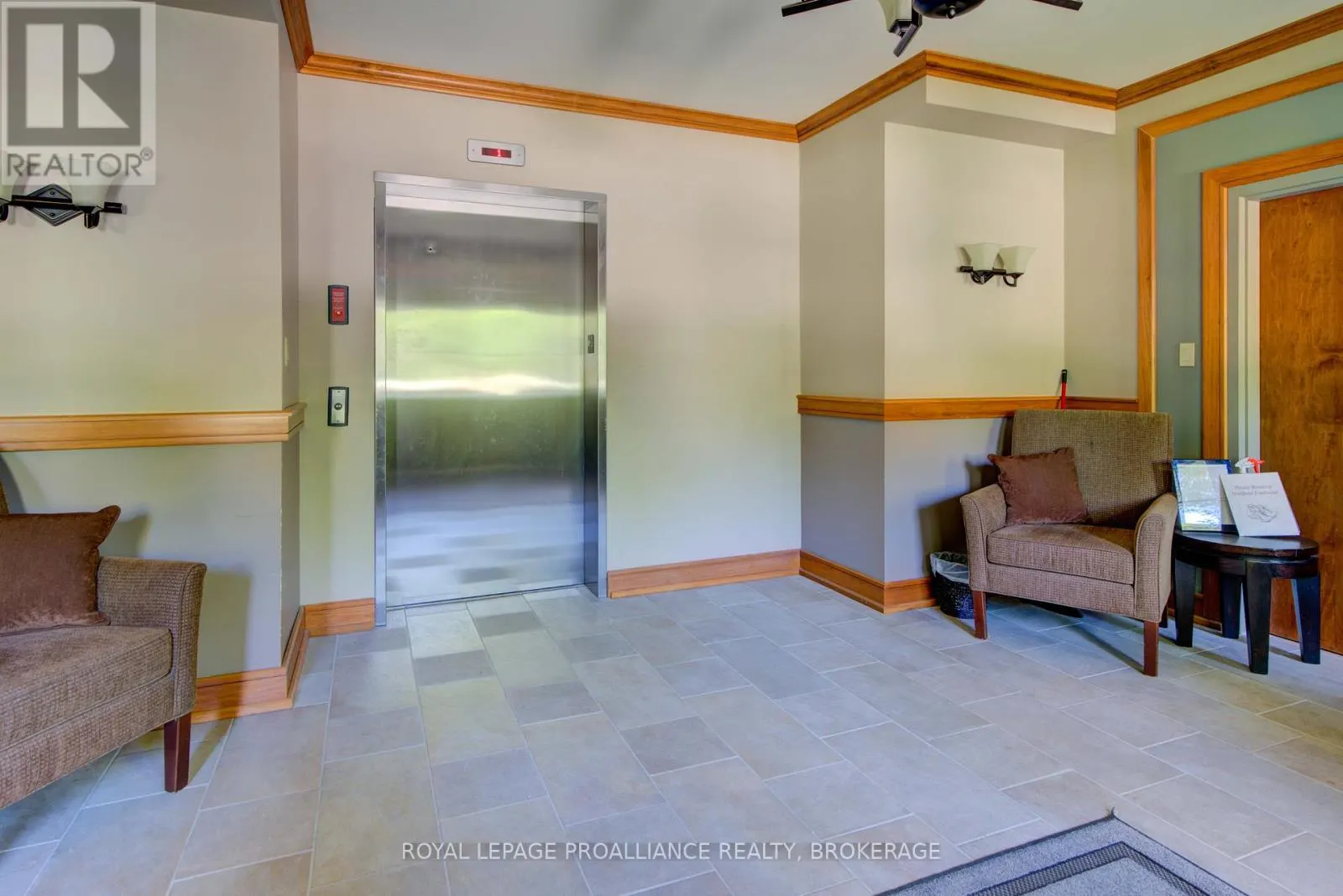 12-6 - 532 10TH CONCESSION ROAD, #12-6