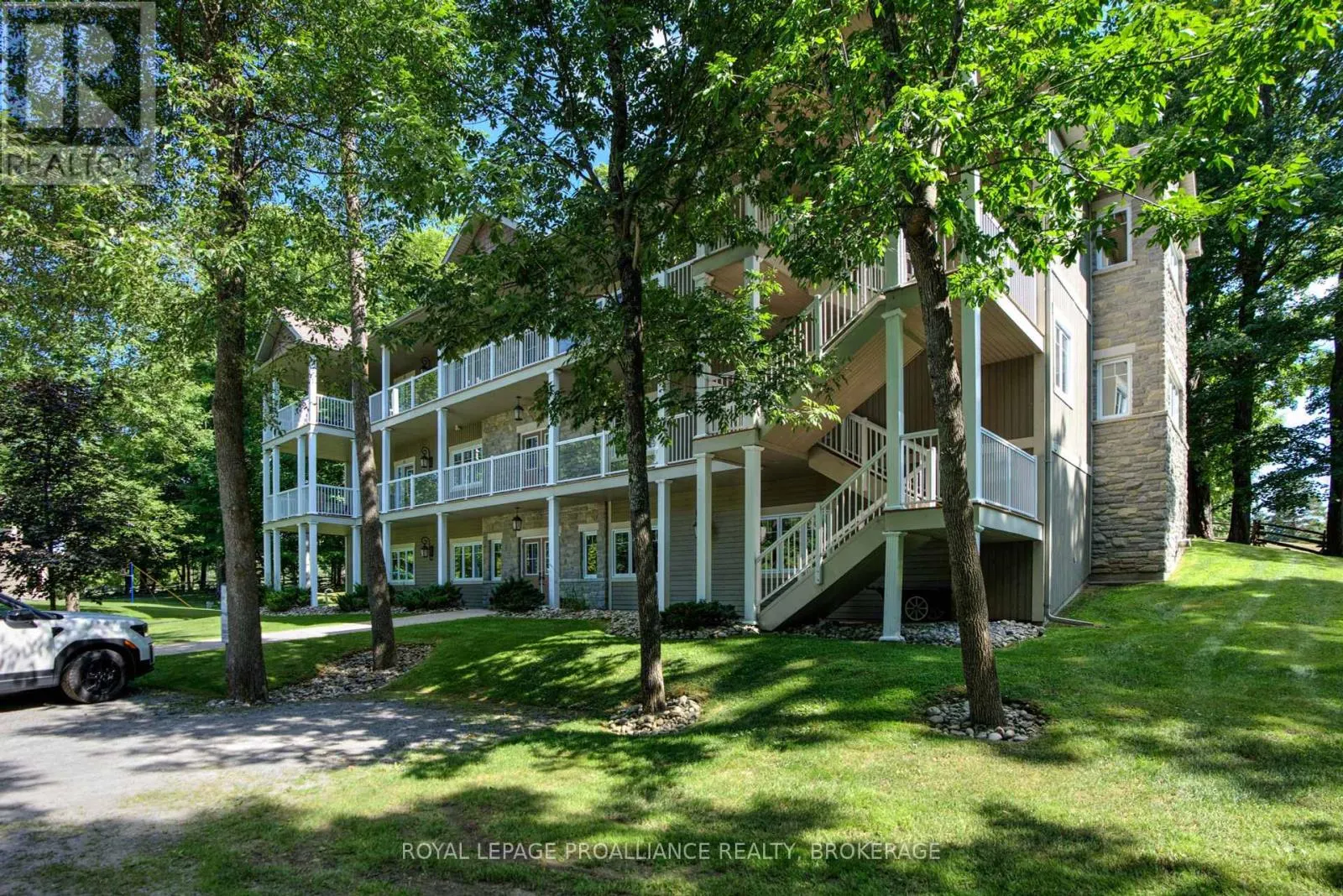 12-4 - 532 10TH CONCESSION ROAD, #12-4