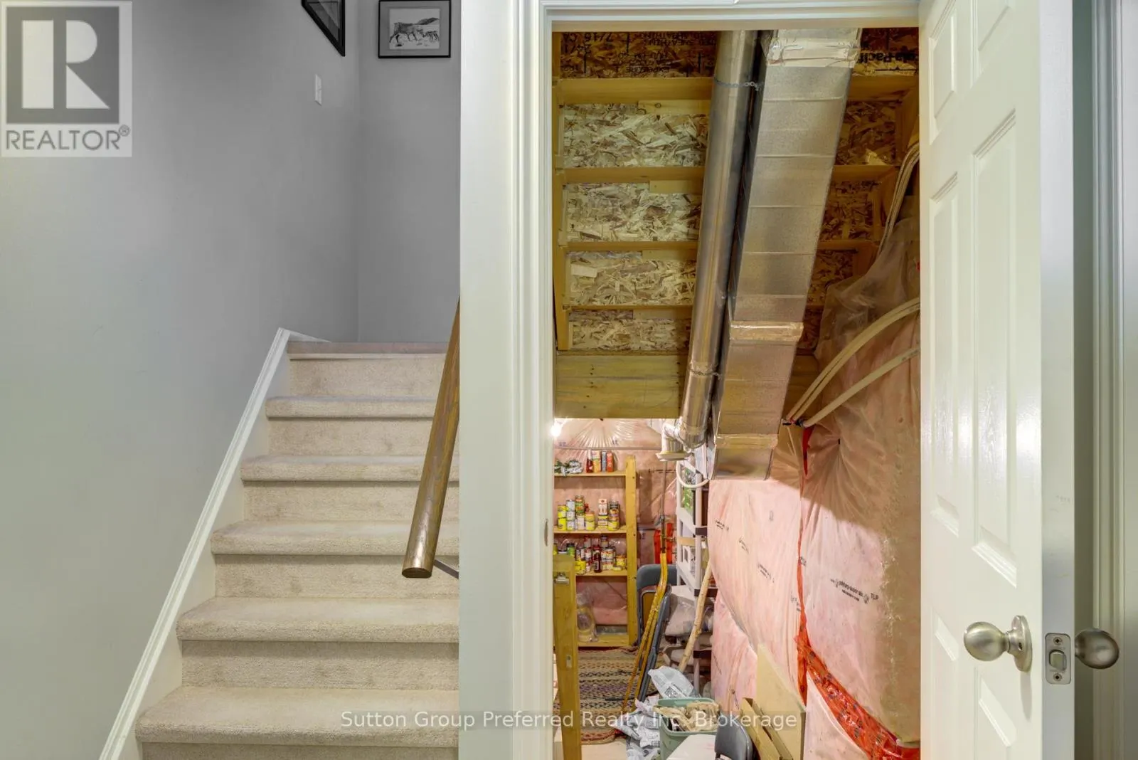 3 - 176 FERGUSON DRIVE, #3
