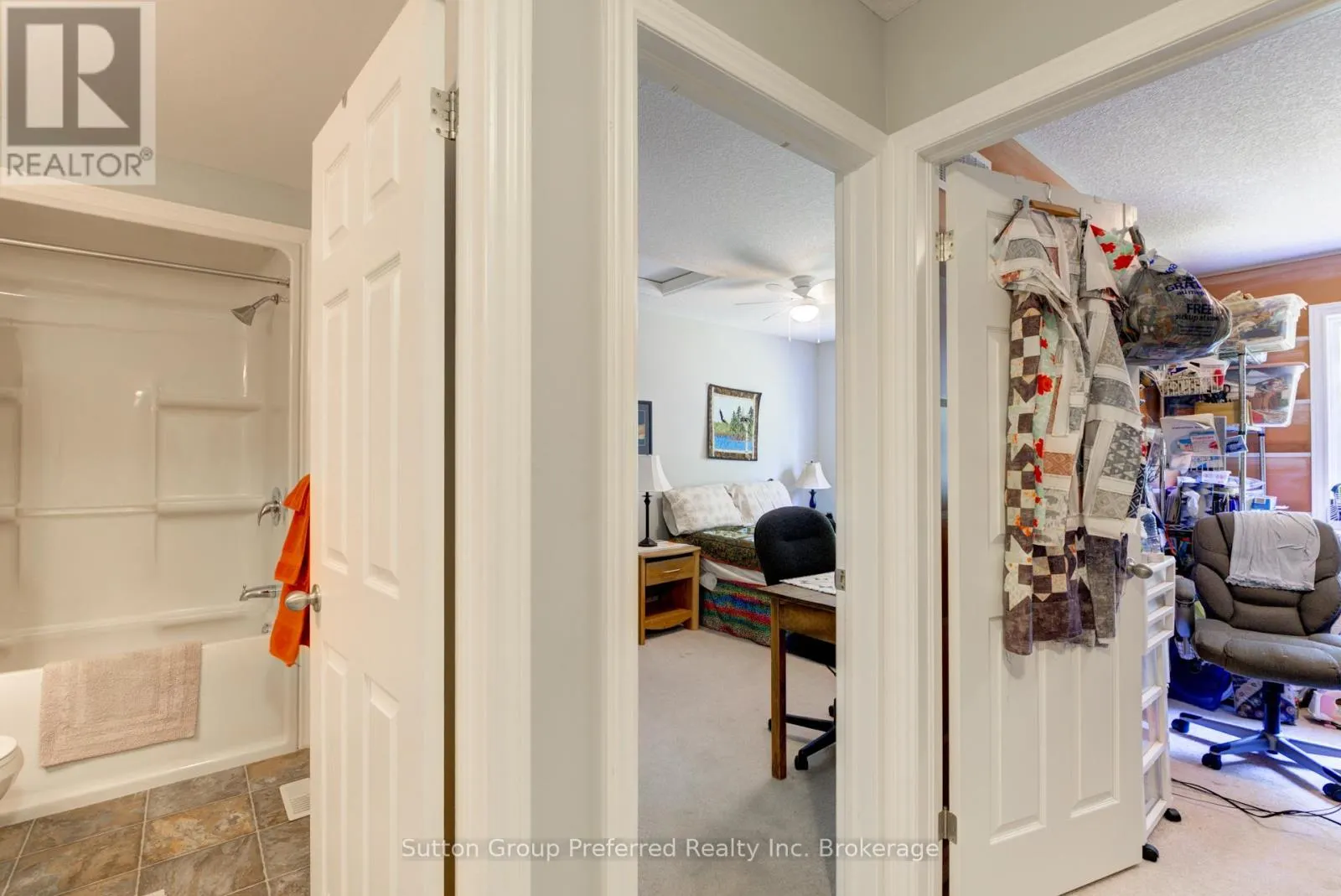 3 - 176 FERGUSON DRIVE, #3
