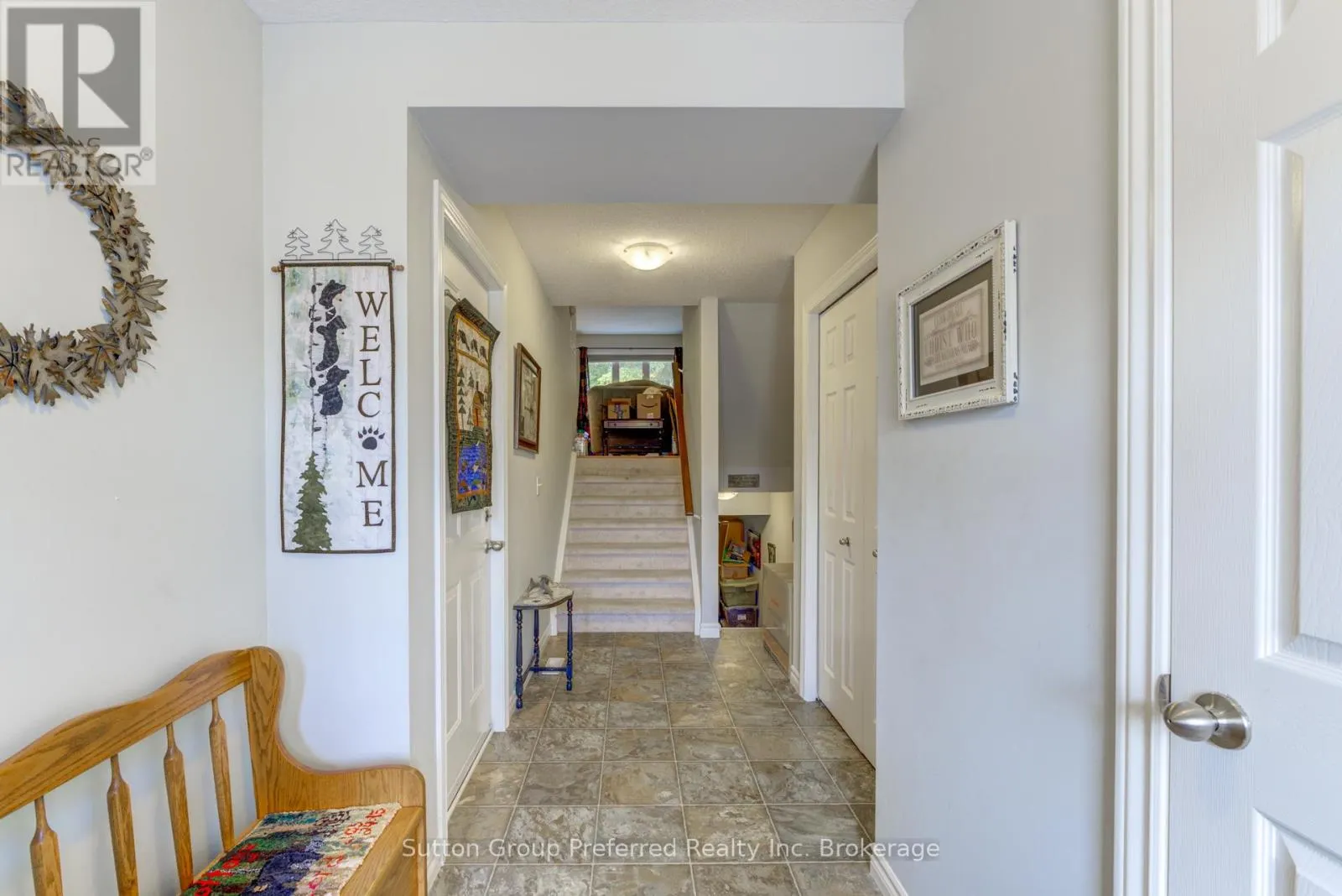3 - 176 FERGUSON DRIVE, #3