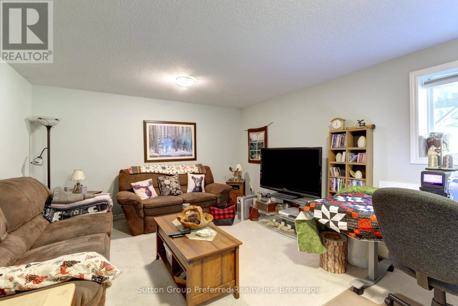 3 - 176 FERGUSON DRIVE, #3