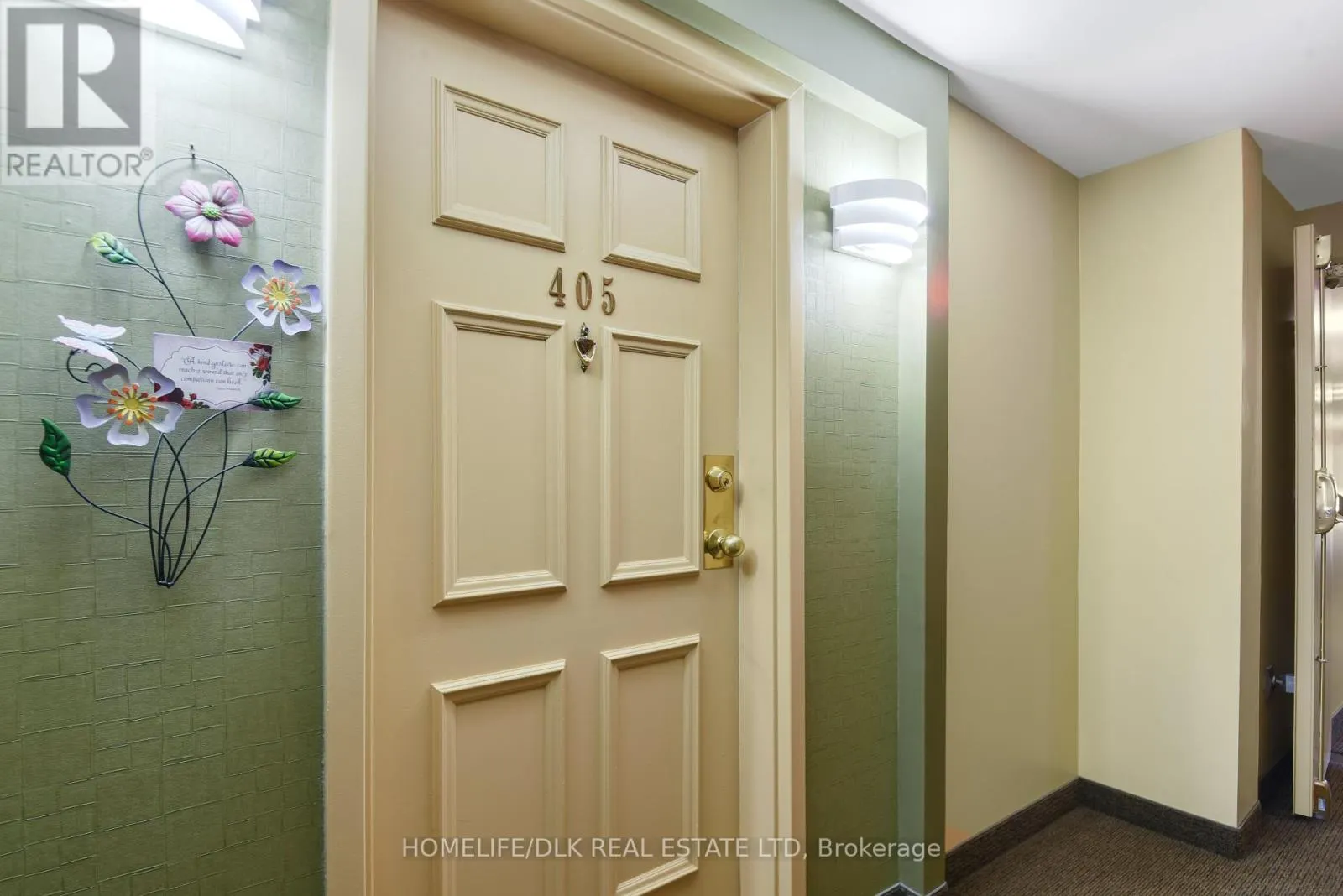 405 - 274 ORMOND STREET E