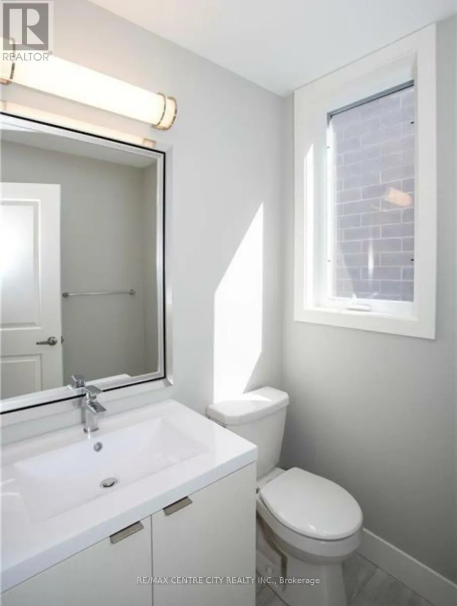 7 - 177 EDGEVALLEY ROAD, #7