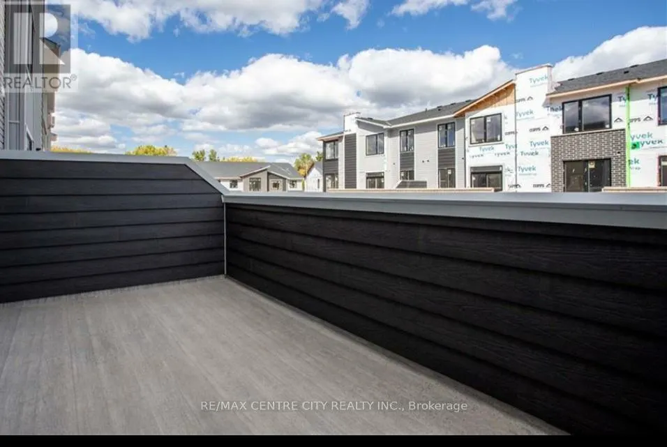 7 - 177 EDGEVALLEY ROAD, #7