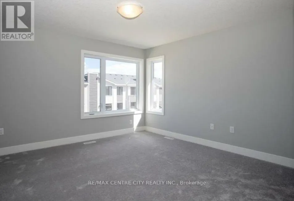 7 - 177 EDGEVALLEY ROAD, #7