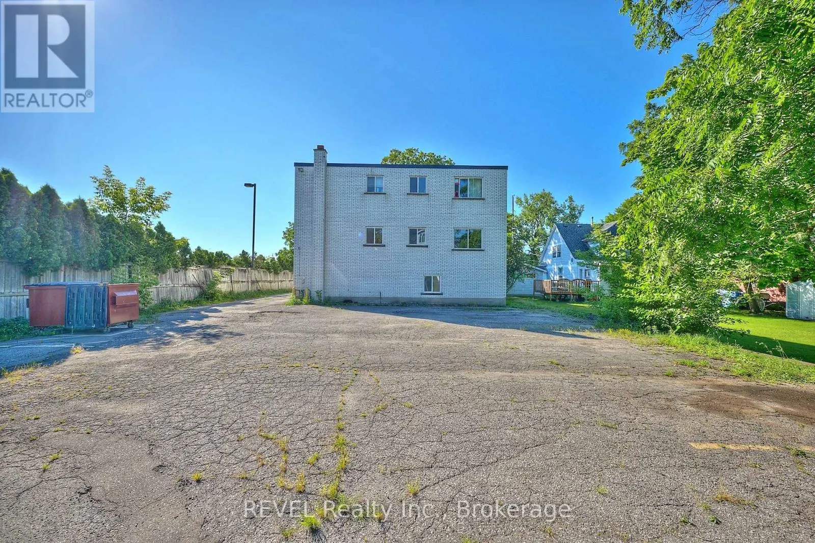 3865 FRONT STREET