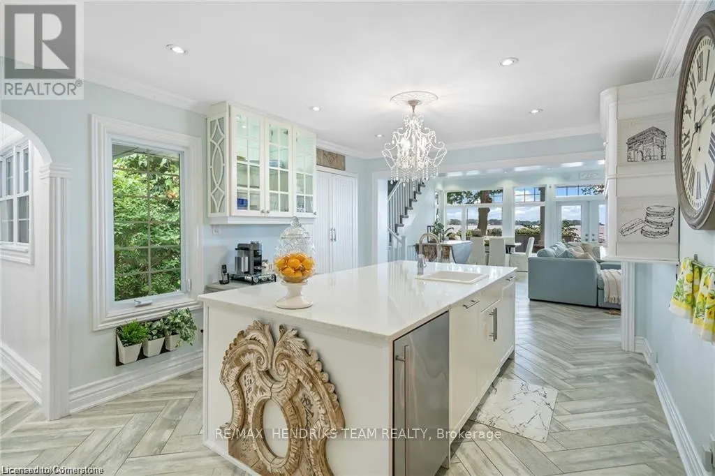 294 PROSPECT POINT ROAD