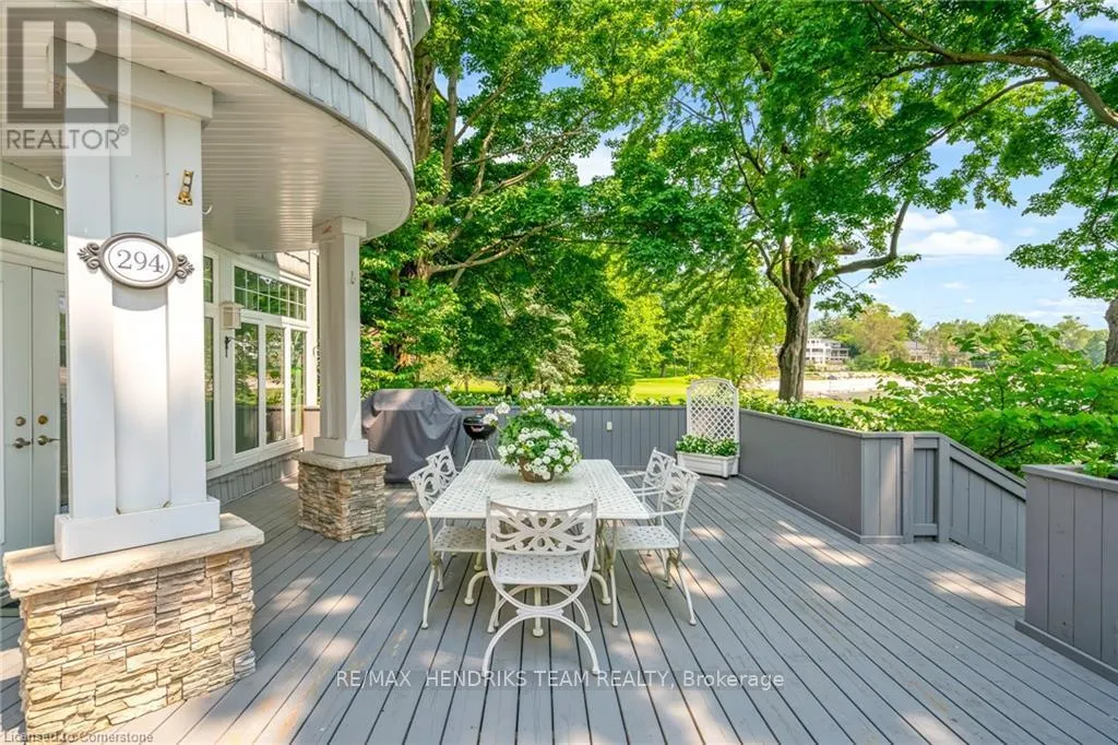 294 PROSPECT POINT ROAD