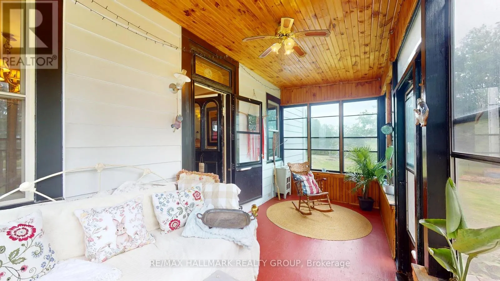 109 QUABBIN ROAD W