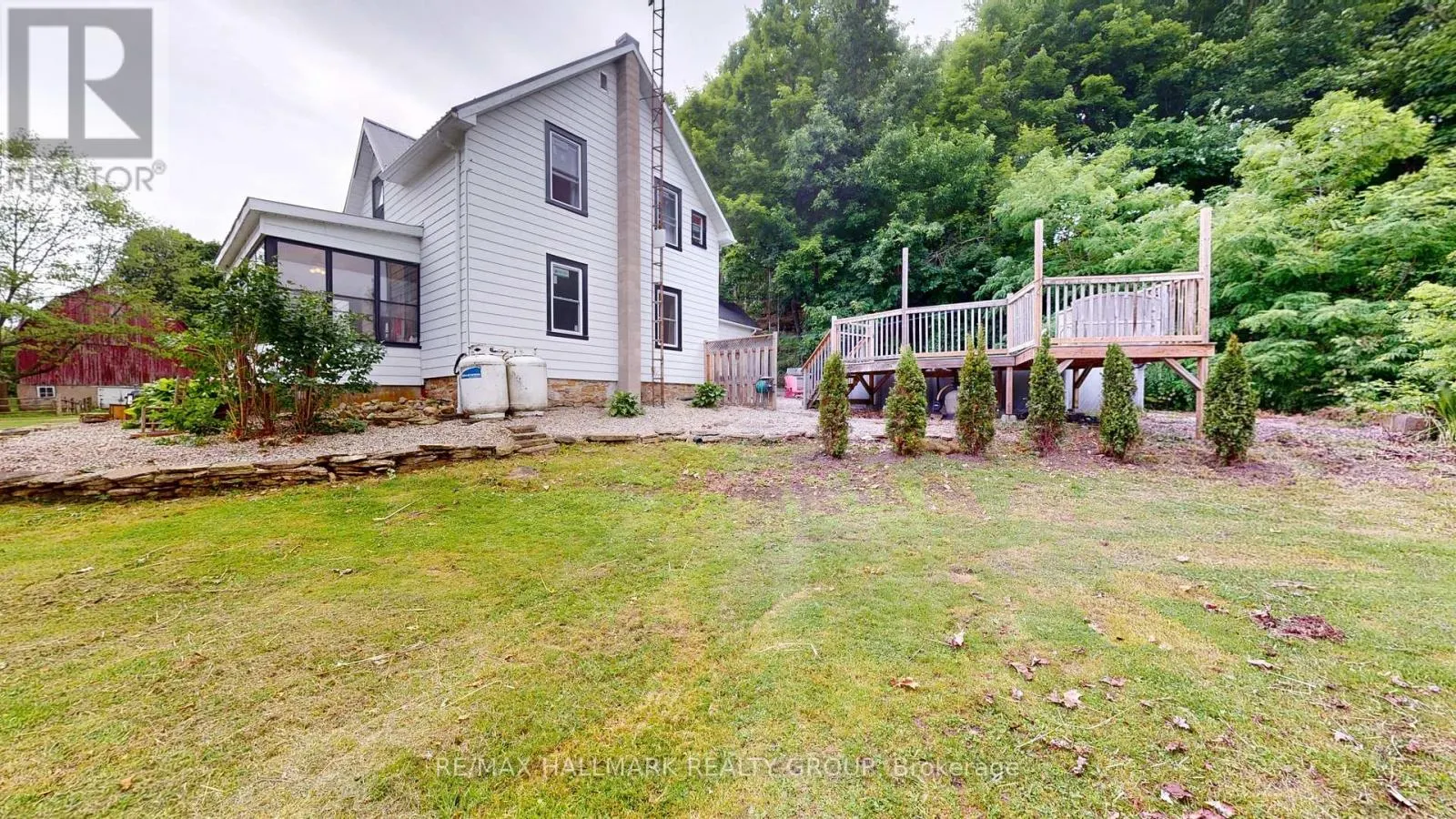 109 QUABBIN ROAD W