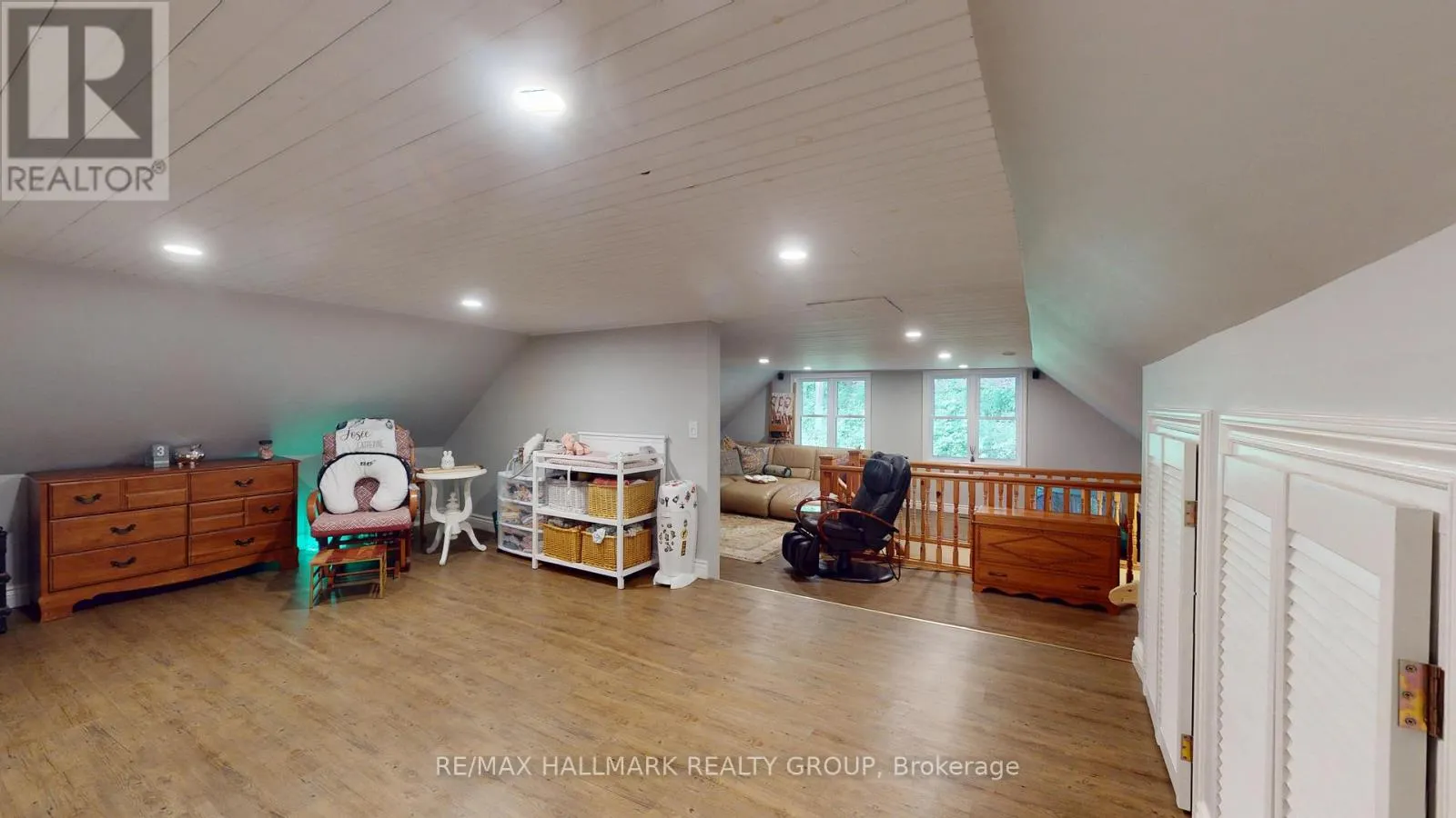 109 QUABBIN ROAD W