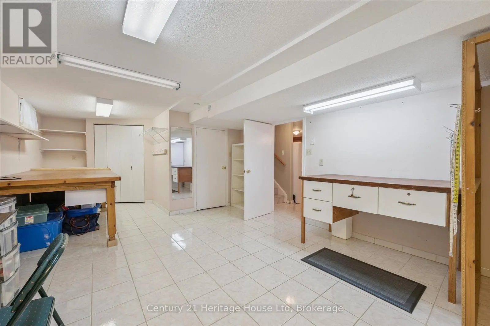 17 DALEBROOK PLACE
