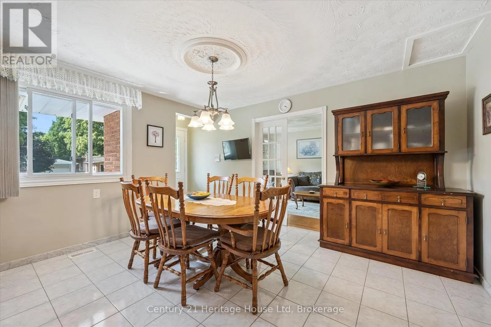 17 DALEBROOK PLACE