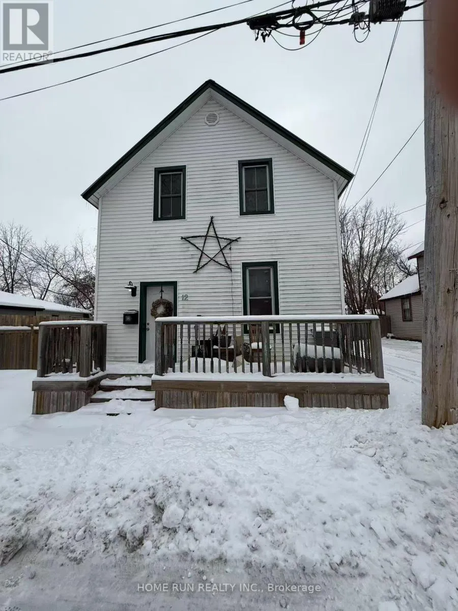 12 HERRIOTT STREET