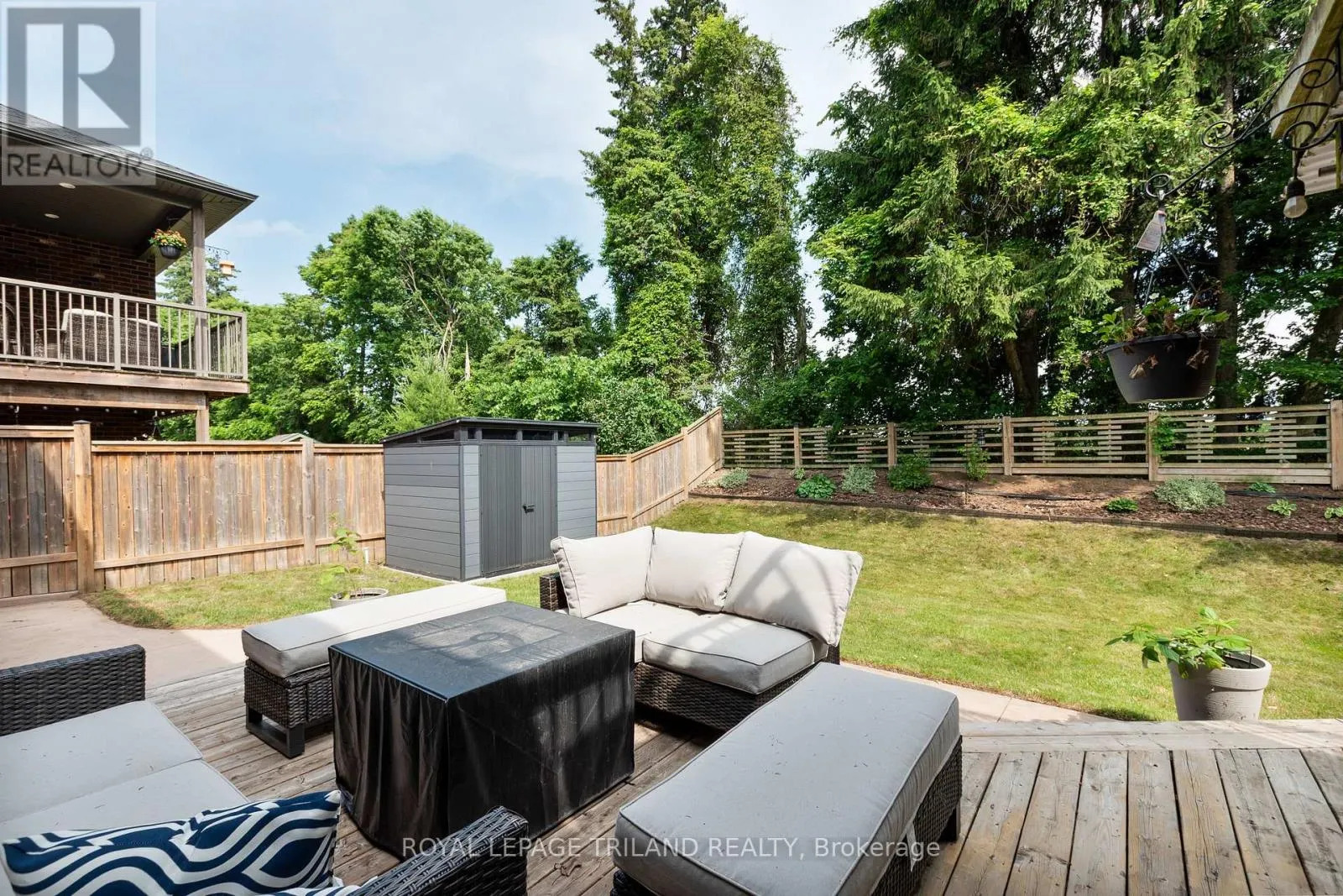 681 BENNETT CRESCENT