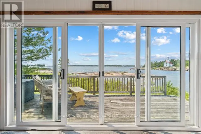 1 252C ISLAND