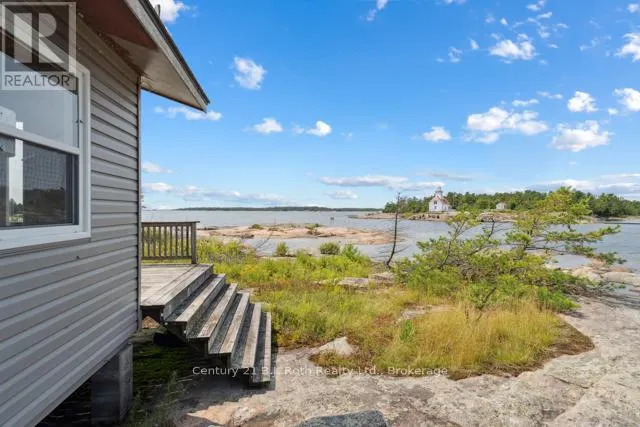 1 252C ISLAND