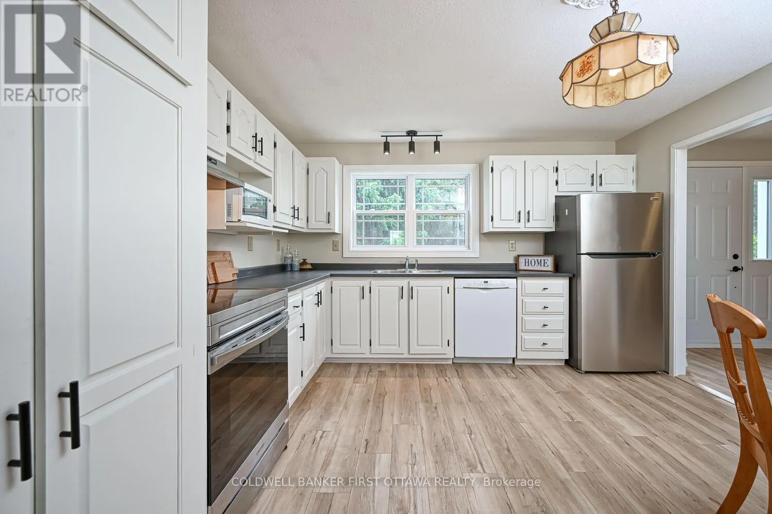 22 POOLE CREEK CRESCENT