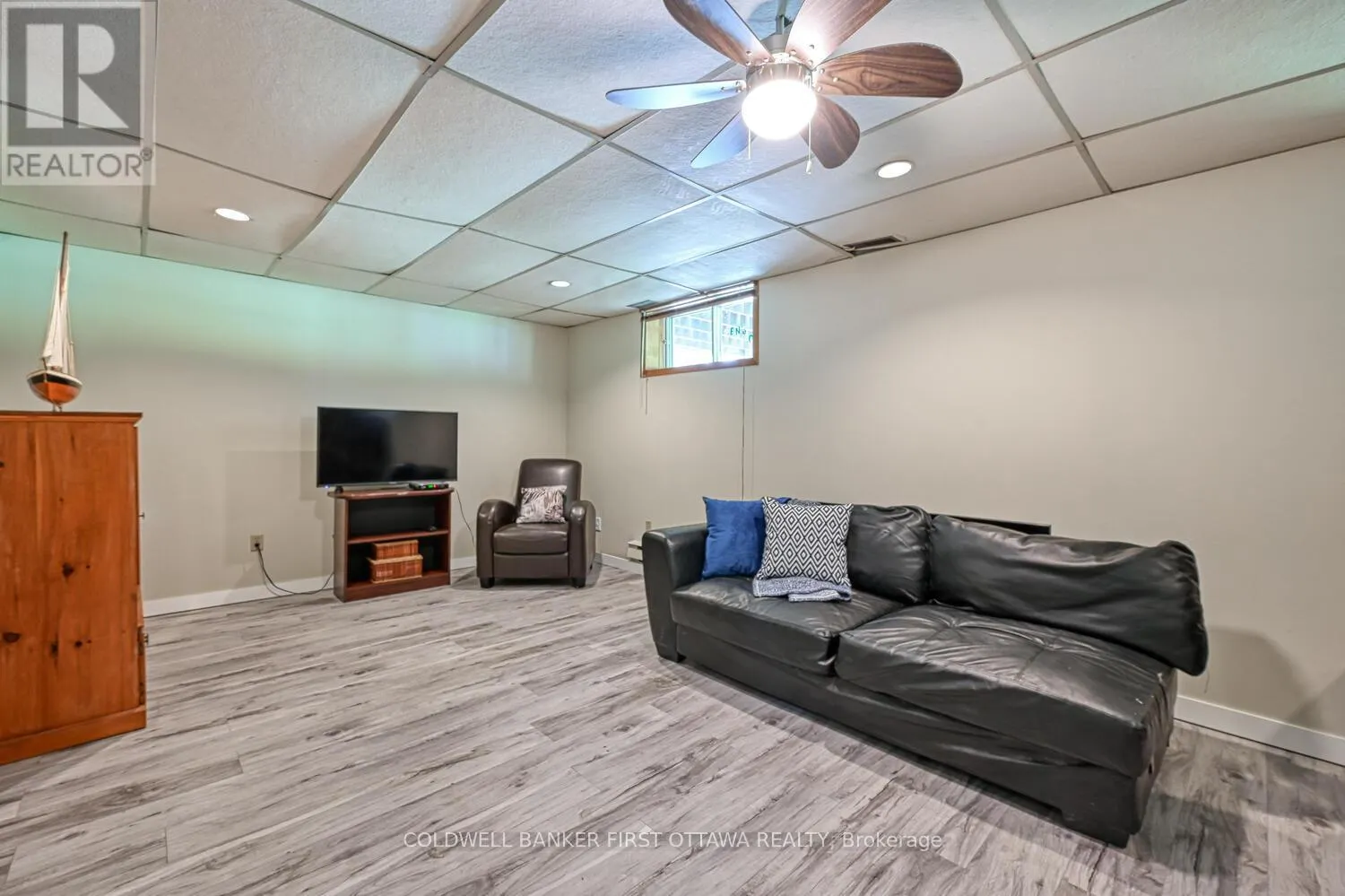 22 POOLE CREEK CRESCENT