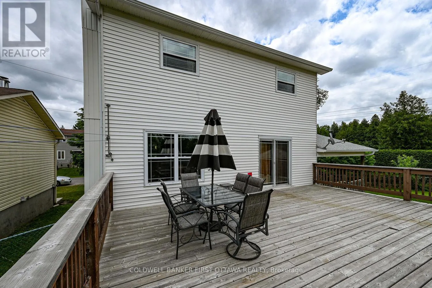 22 POOLE CREEK CRESCENT