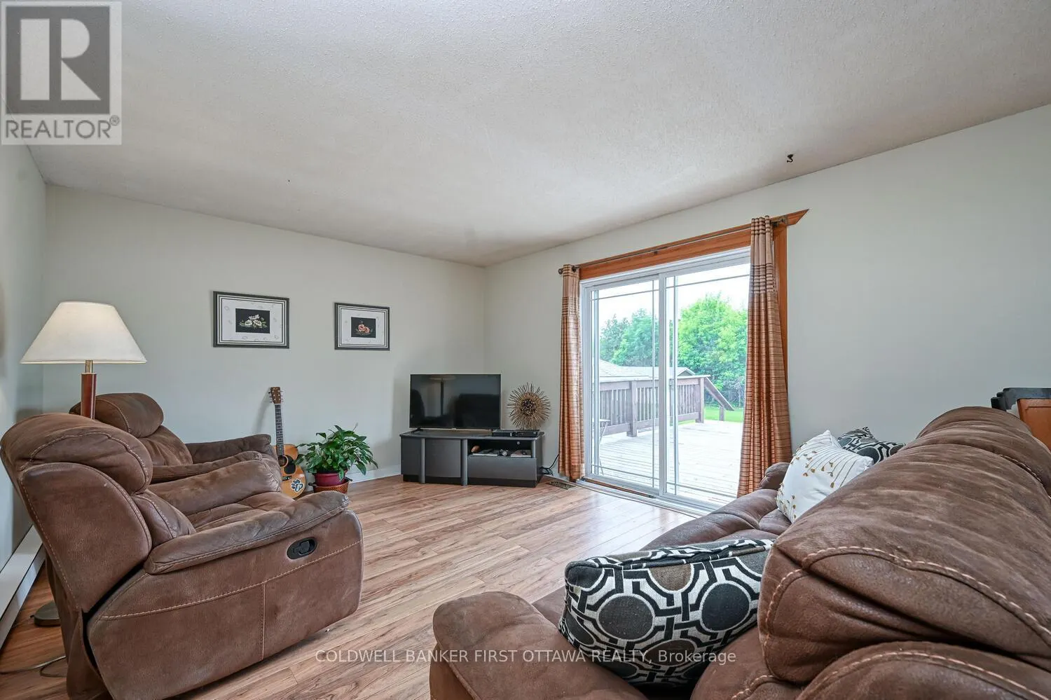 22 POOLE CREEK CRESCENT