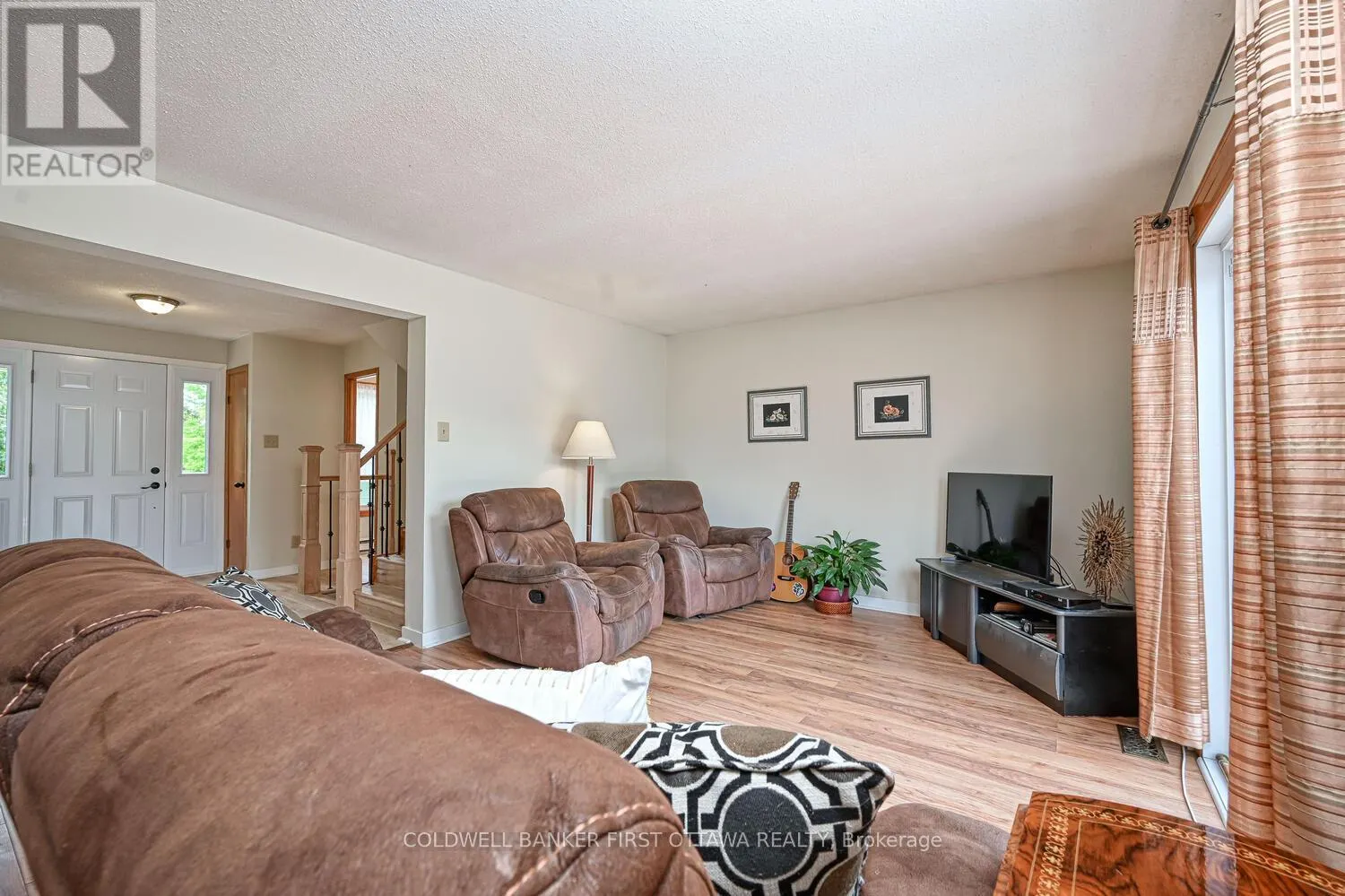 22 POOLE CREEK CRESCENT