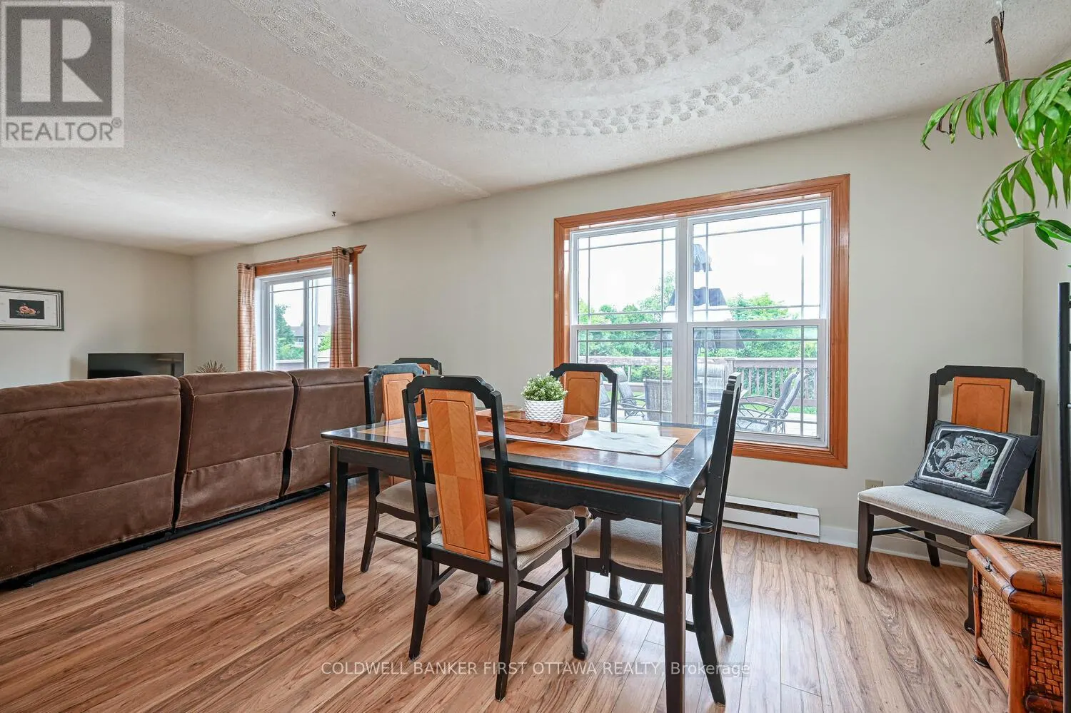 22 POOLE CREEK CRESCENT