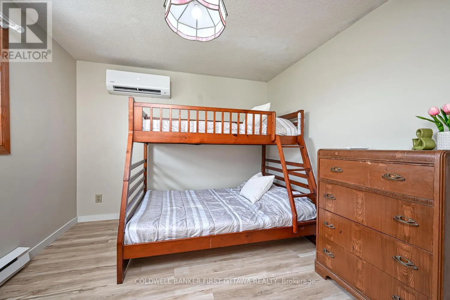 22 POOLE CREEK CRESCENT