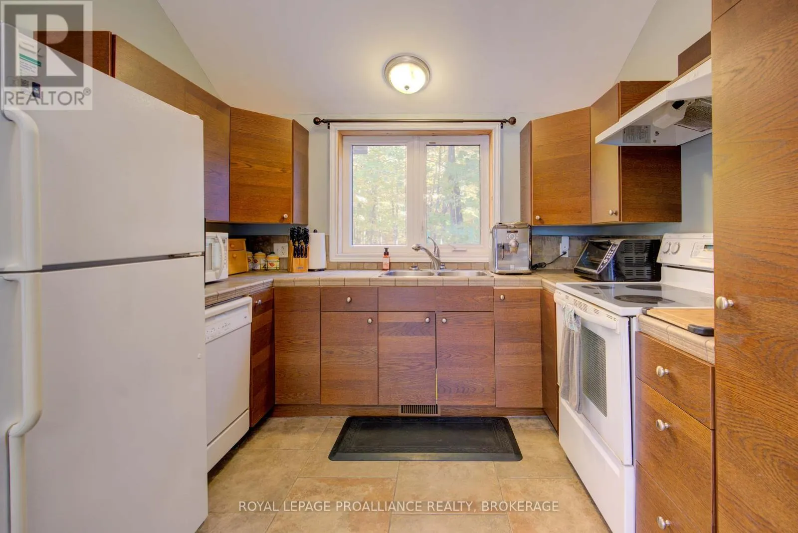 224 ISLAND DRIVE LANE
