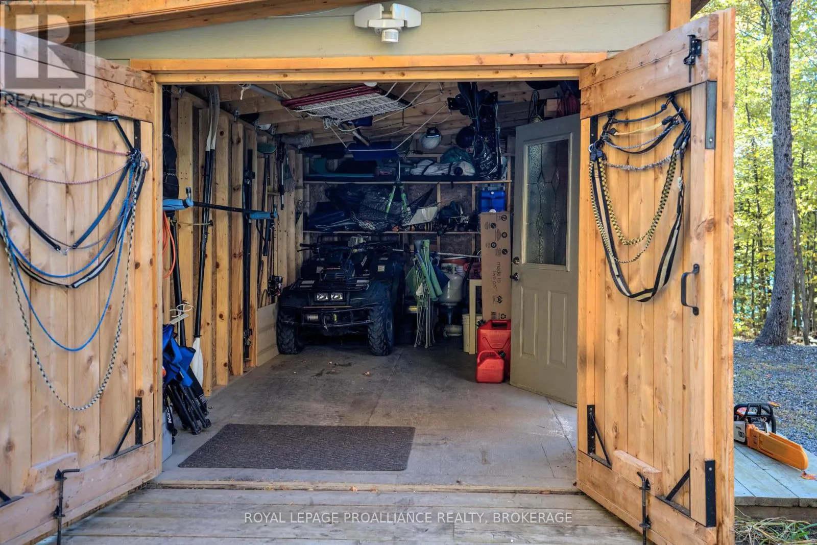 224 ISLAND DRIVE LANE
