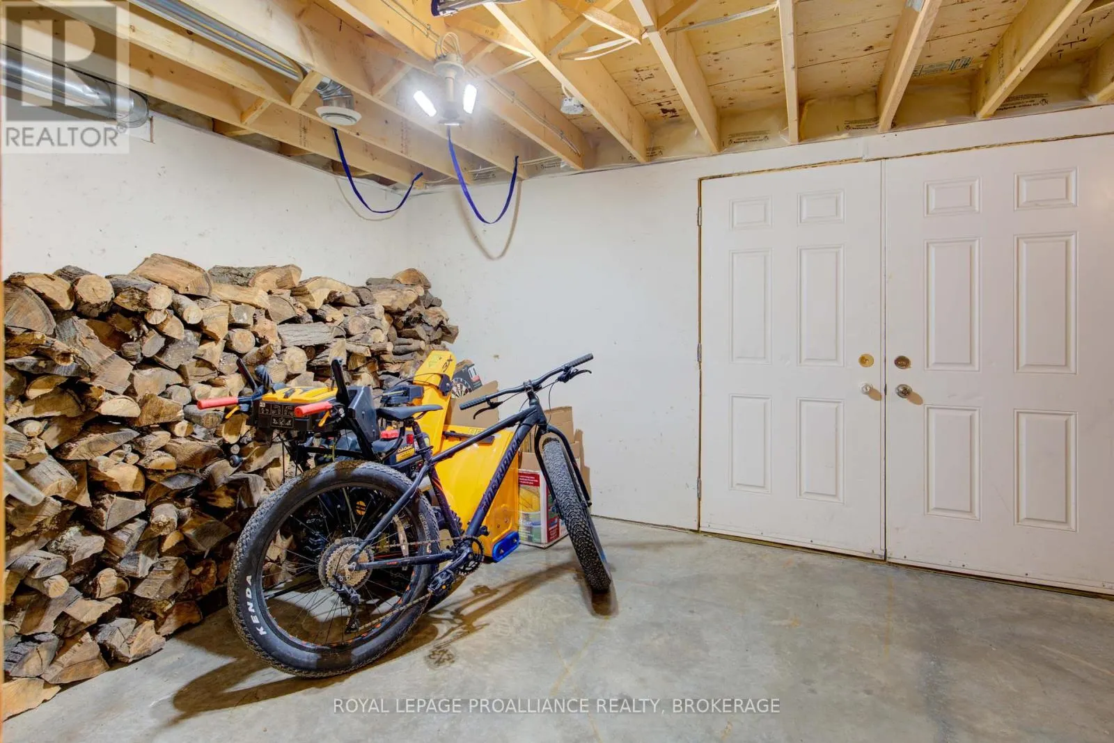 224 ISLAND DRIVE LANE